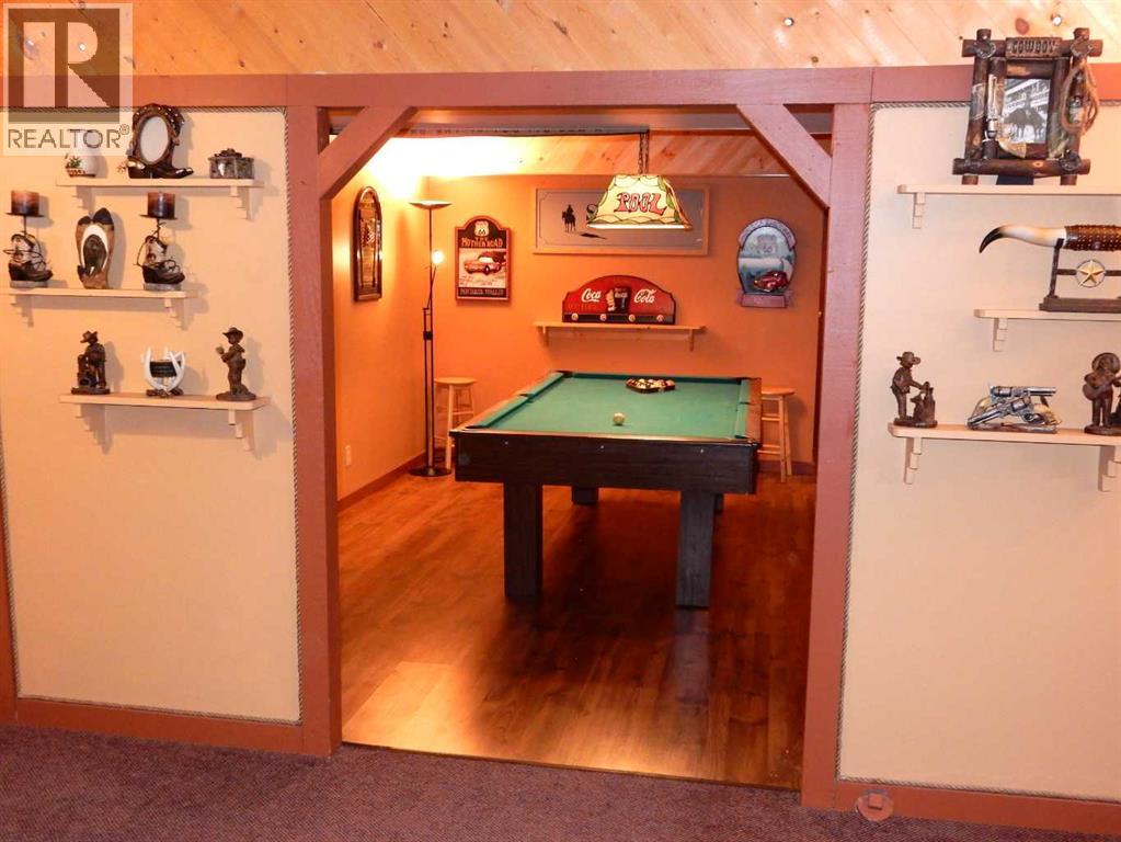 Single Family House for Sale in  Bedwood Rise NE Beddington Heights Calgary 