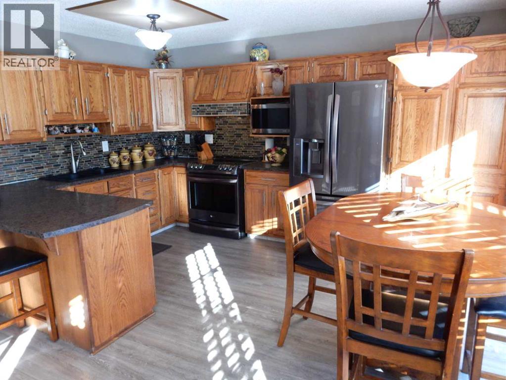 Single Family House for Sale in  Bedwood Rise NE Beddington Heights Calgary 