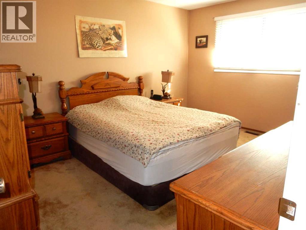 Single Family House for Sale in  Bedwood Rise NE Beddington Heights Calgary 