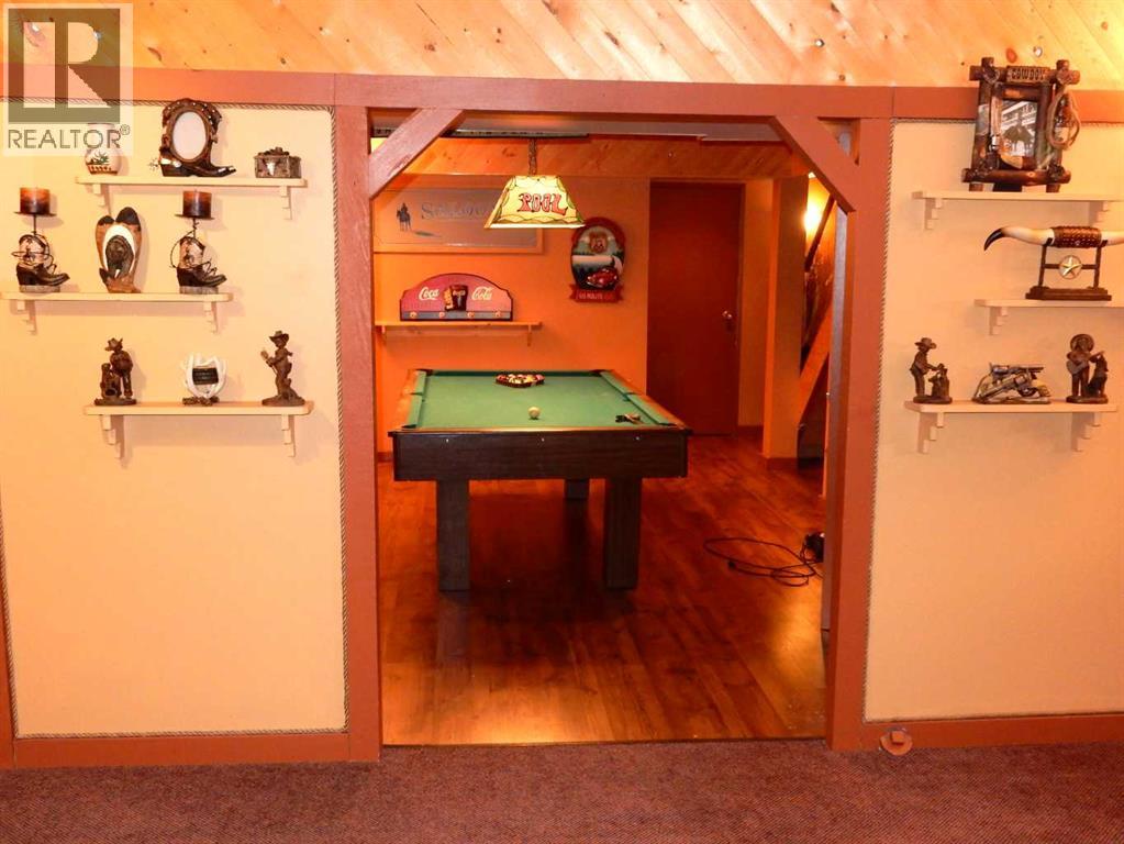 Single Family House for Sale in  Bedwood Rise NE Beddington Heights Calgary 