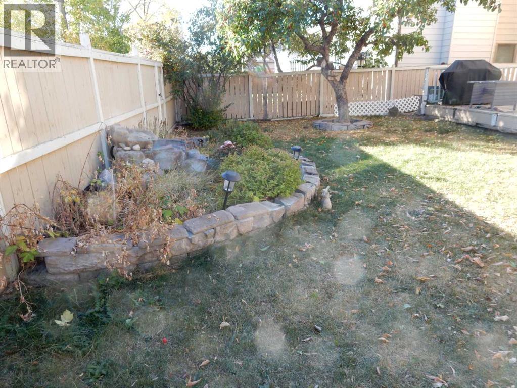 Single Family House for Sale in  Bedwood Rise NE Beddington Heights Calgary 