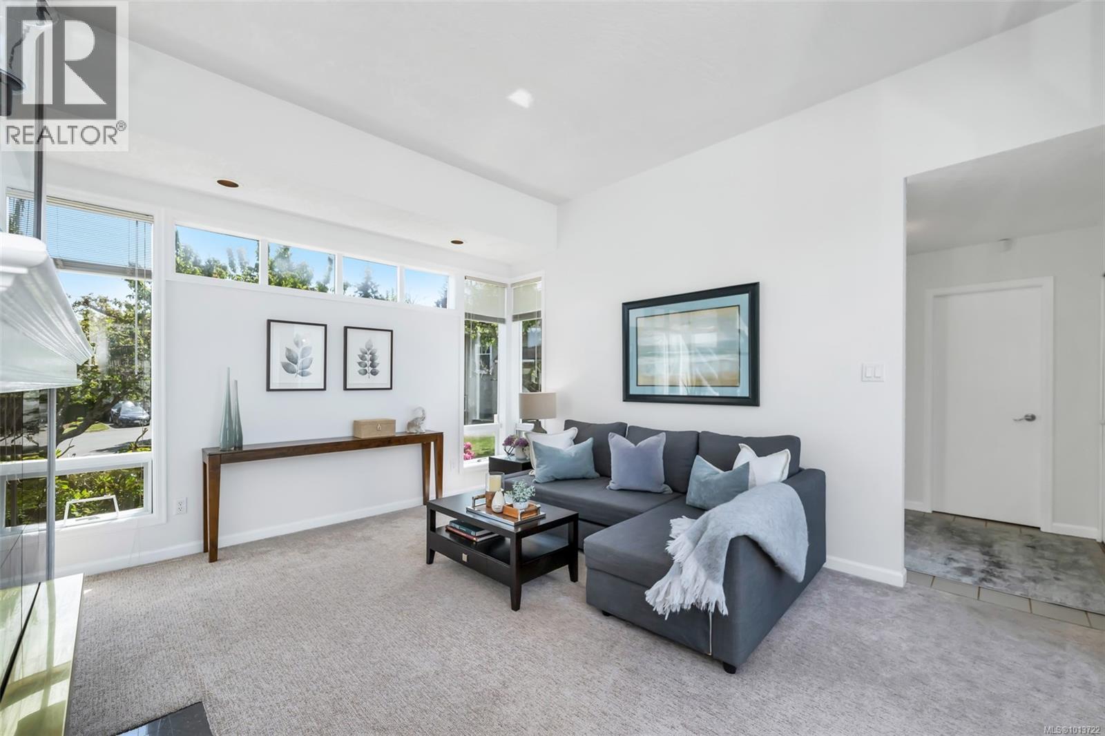  4216 Wakefield Place, Saanich