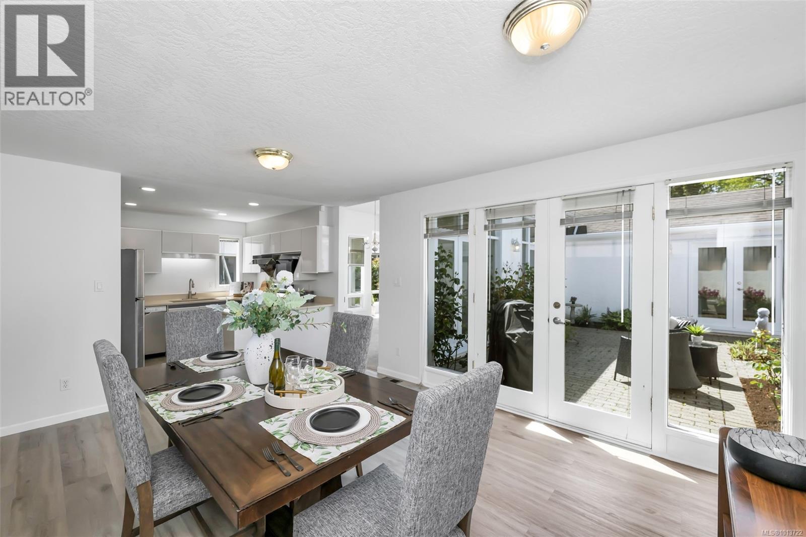  4216 Wakefield Place, Saanich