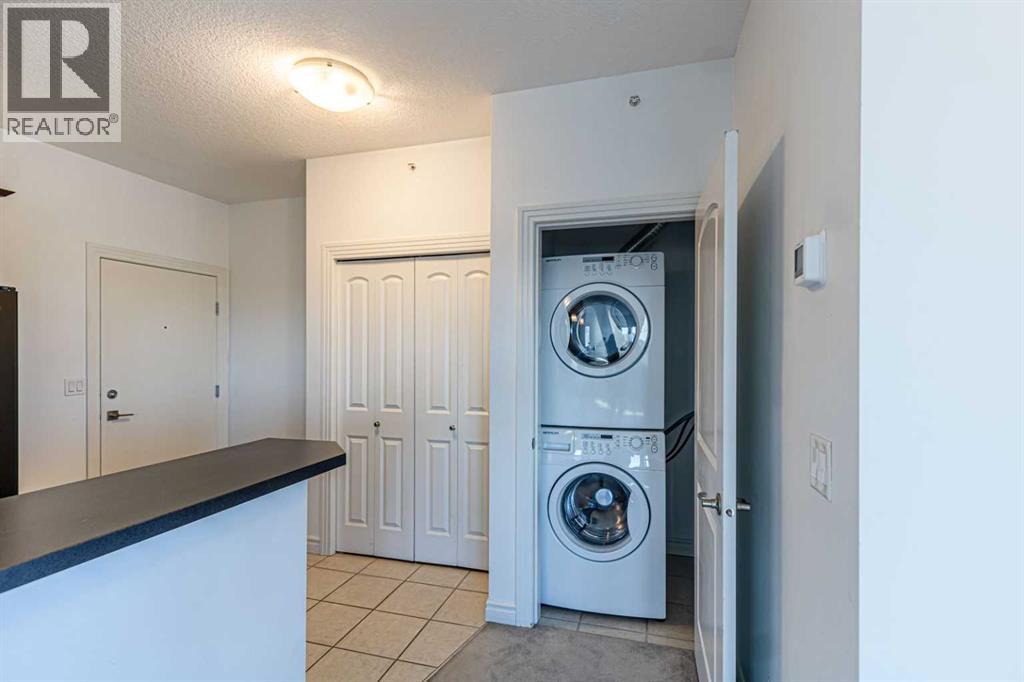 Single Family House for Sale in   Royal Oak Plaza NW Royal Oak Calgary 