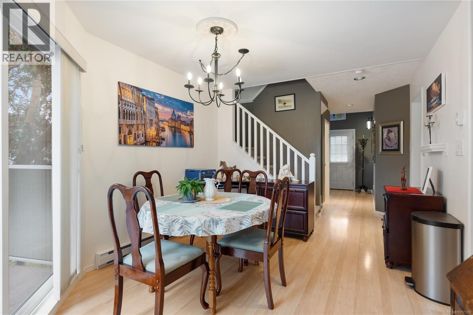  2631 Country Terrace, Langford