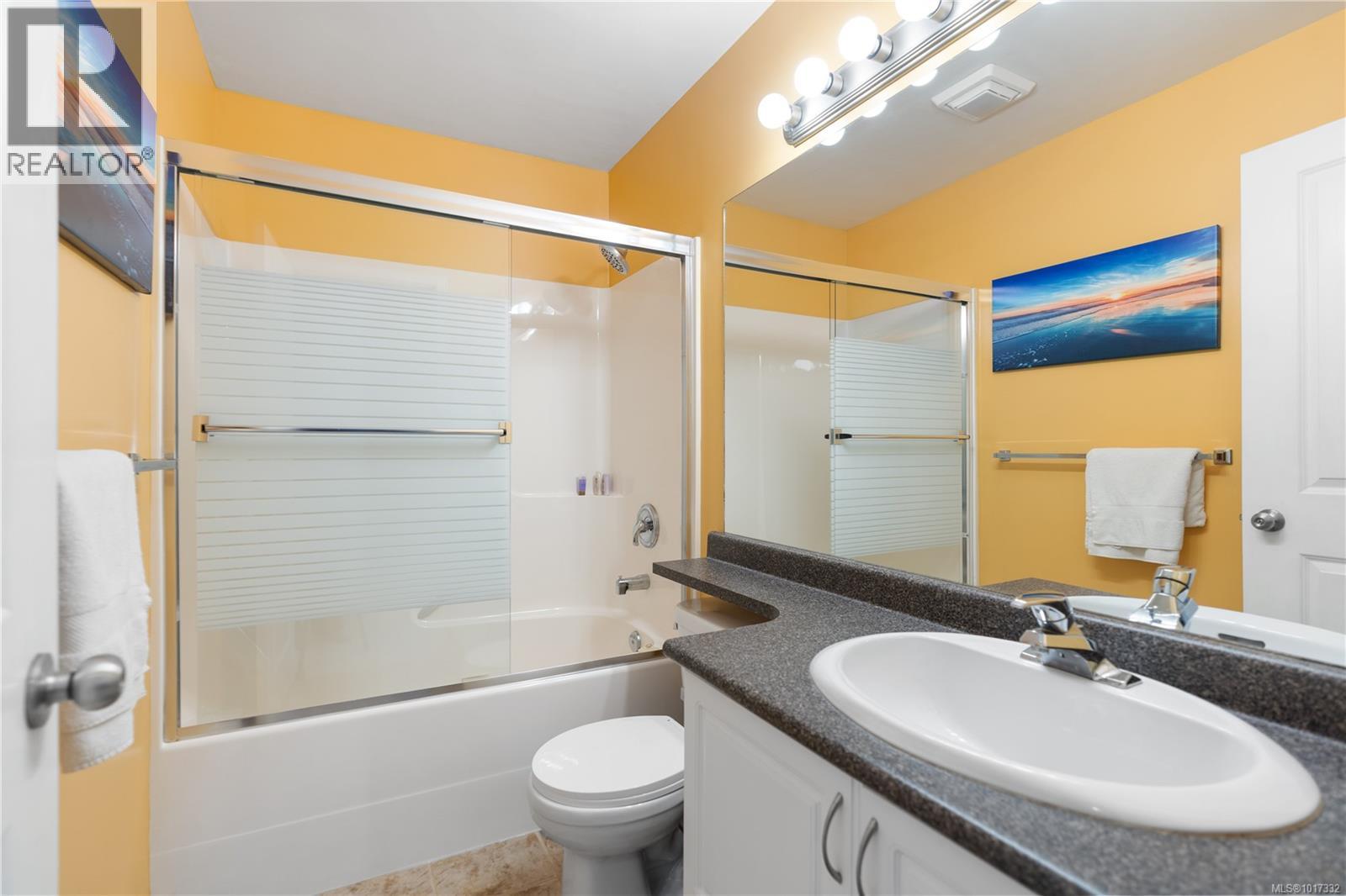  2631 Country Terrace, Langford