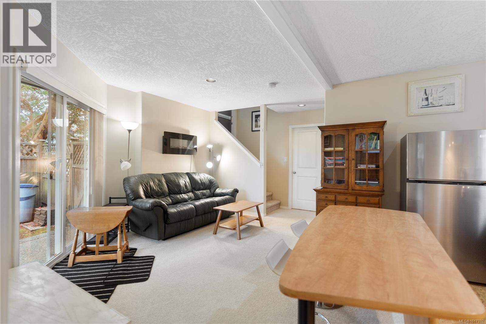  2631 Country Terrace, Langford