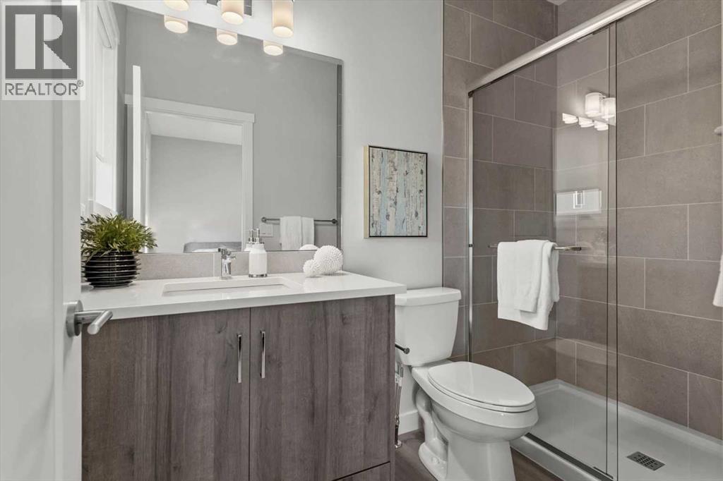 Single Family House for Sale in  Shawnee Square SW Shawnee Slopes Calgary 