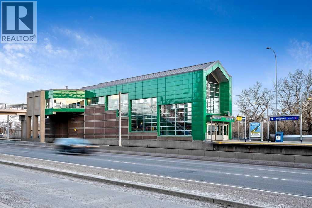 Single Family House for Sale in    Avenue NE Renfrew Calgary 