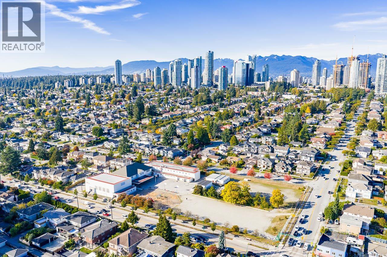 8061 MCGREGOR AVENUE, Burnaby