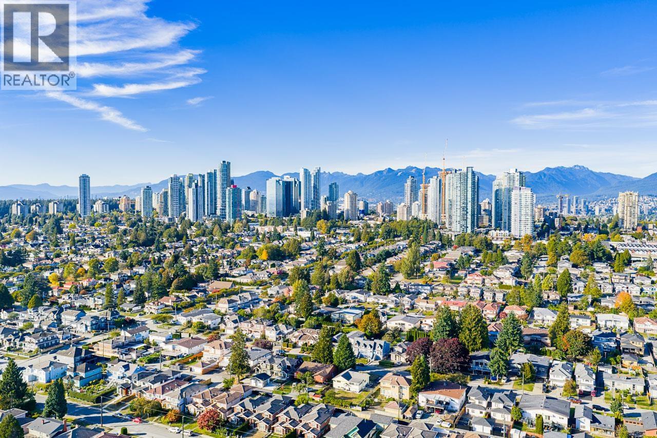 8061 MCGREGOR AVENUE, Burnaby