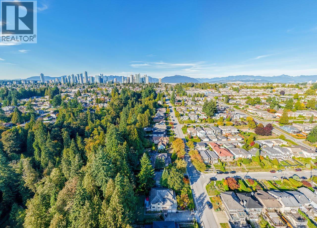 8061 MCGREGOR AVENUE, Burnaby