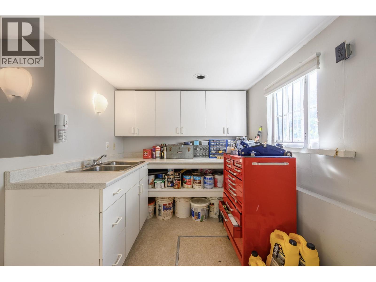 2633 VENABLES STREET, Vancouver