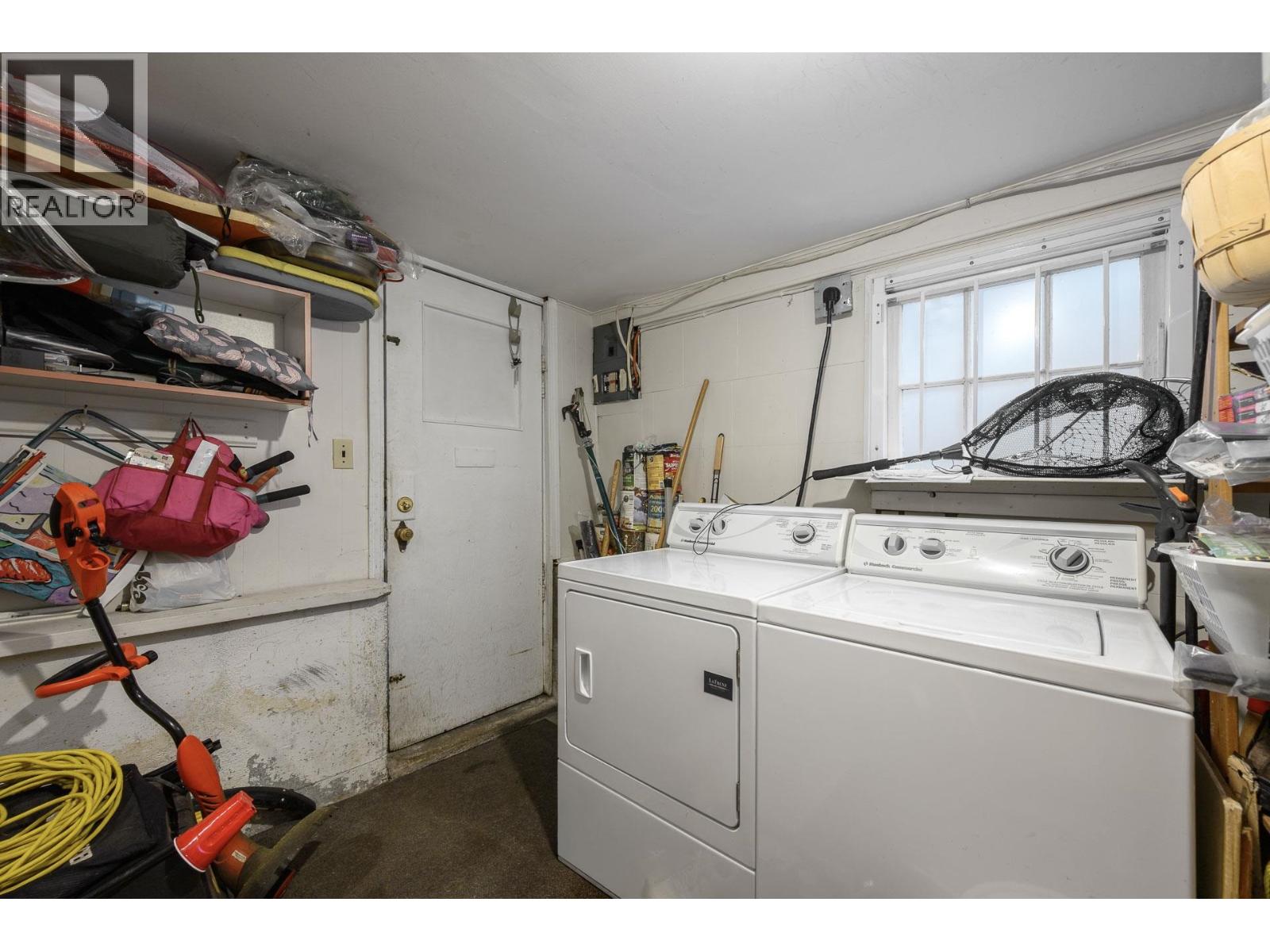 2633 VENABLES STREET, Vancouver