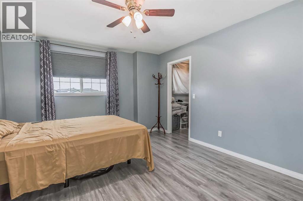 Single Family House for Sale in  Taracove Estate Drive NE Taradale Calgary 