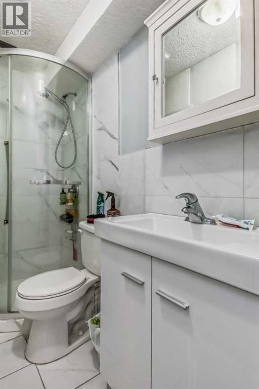 Single Family House for Sale in  Taracove Estate Drive NE Taradale Calgary 