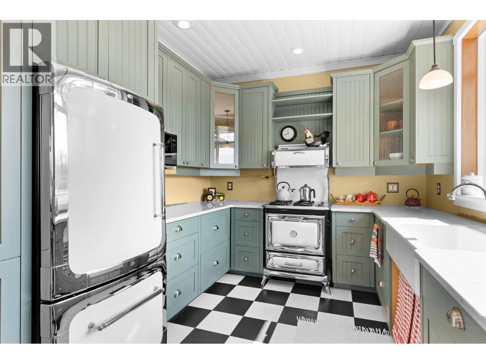  1795 Heimlich Road, Kelowna