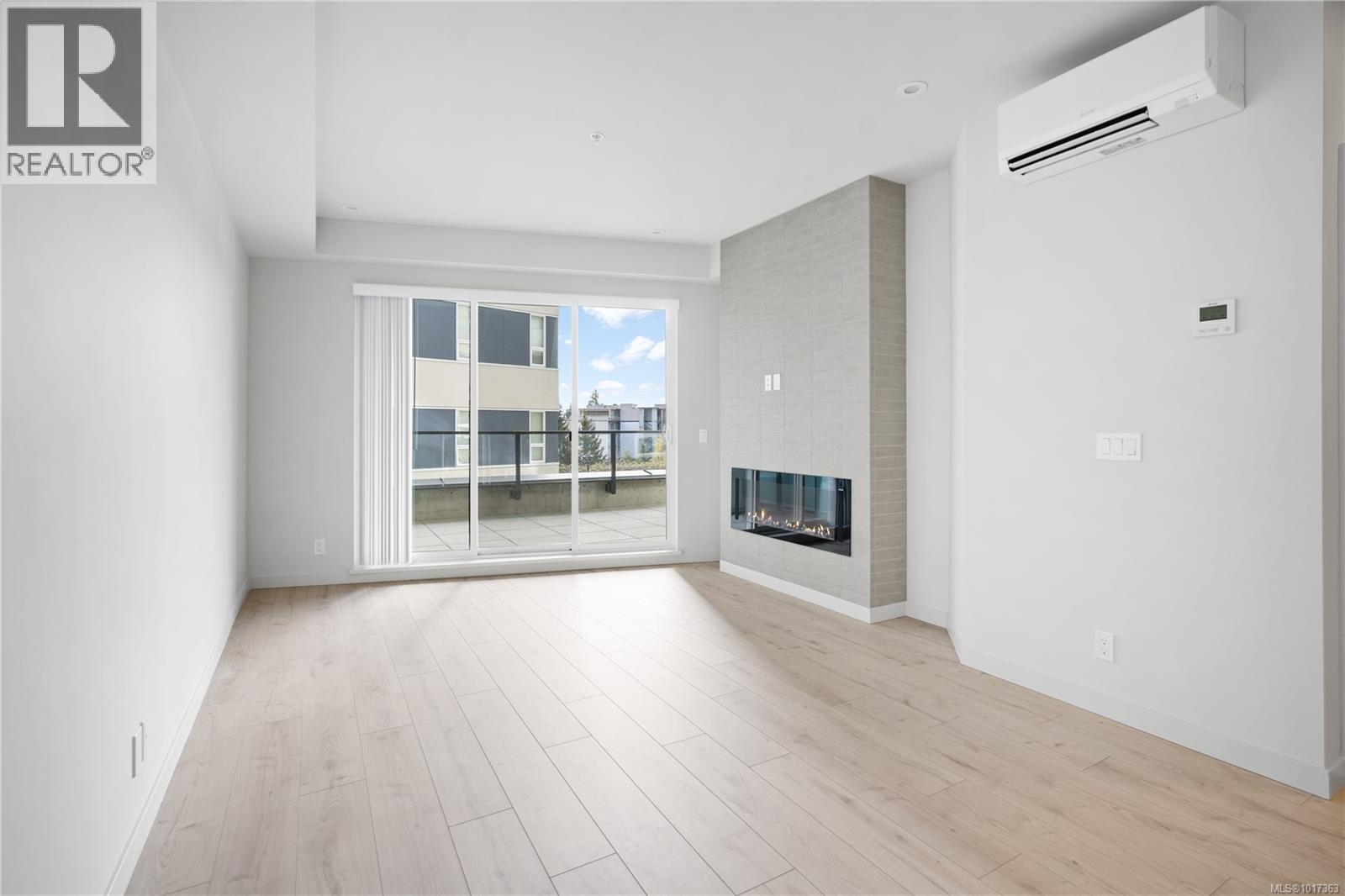 205 947 Whirlaway Crescent, Langford