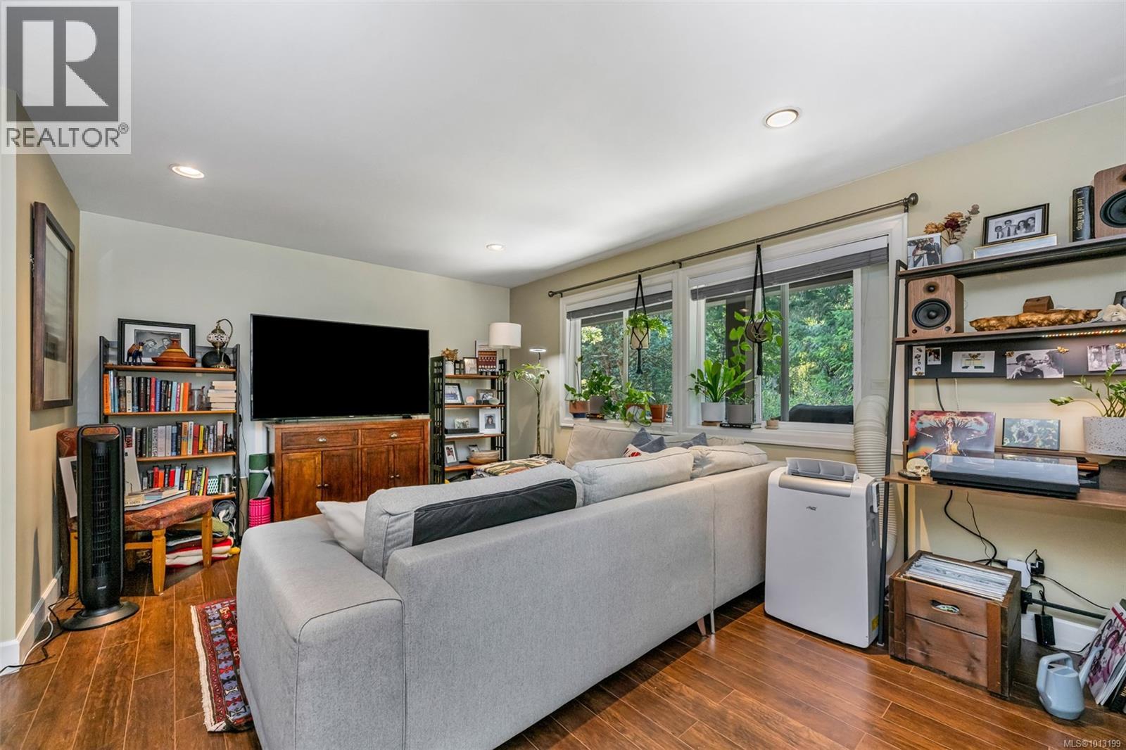 2180 Harrow Gate, Langford