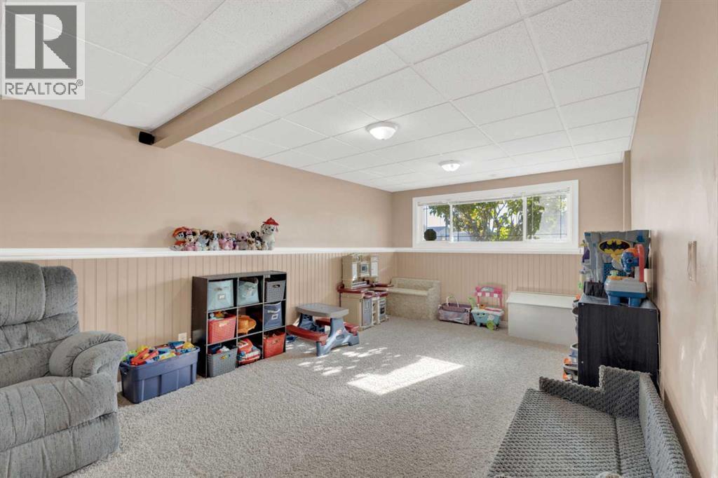86 Donald Close, Red Deer