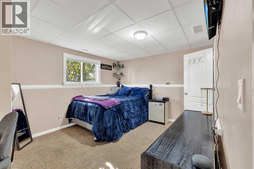 86 Donald Close, Red Deer