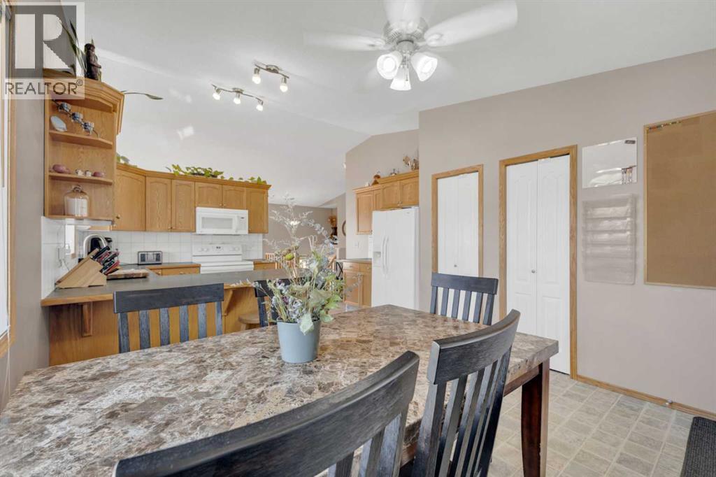 86 Donald Close, Red Deer