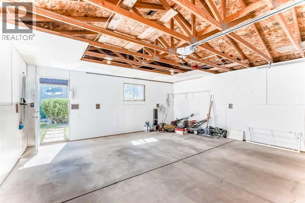 Single Family House for Sale in  Taralea Circle NE Taradale Calgary 
