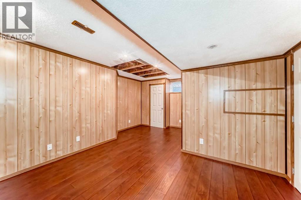 Single Family House for Sale in  Taralea Circle NE Taradale Calgary 