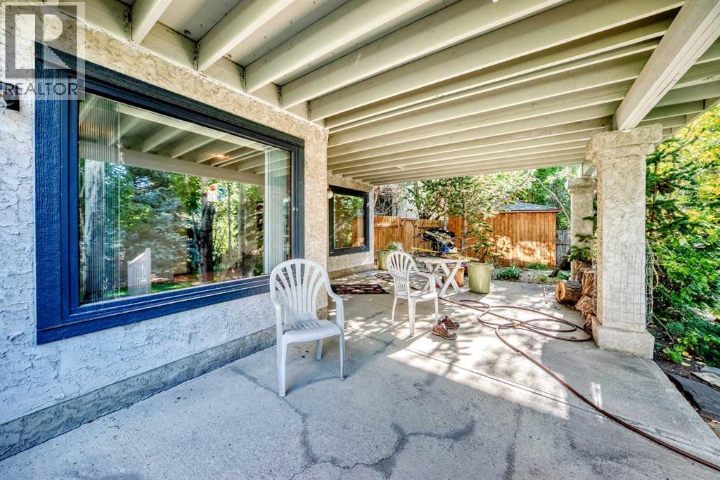 Single Family House for Sale in  Scenic Ridge Place NW Scenic Acres Calgary 