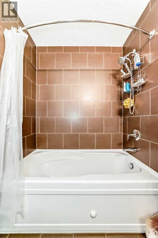 Single Family House for Sale in    Street SE Beltline Calgary 