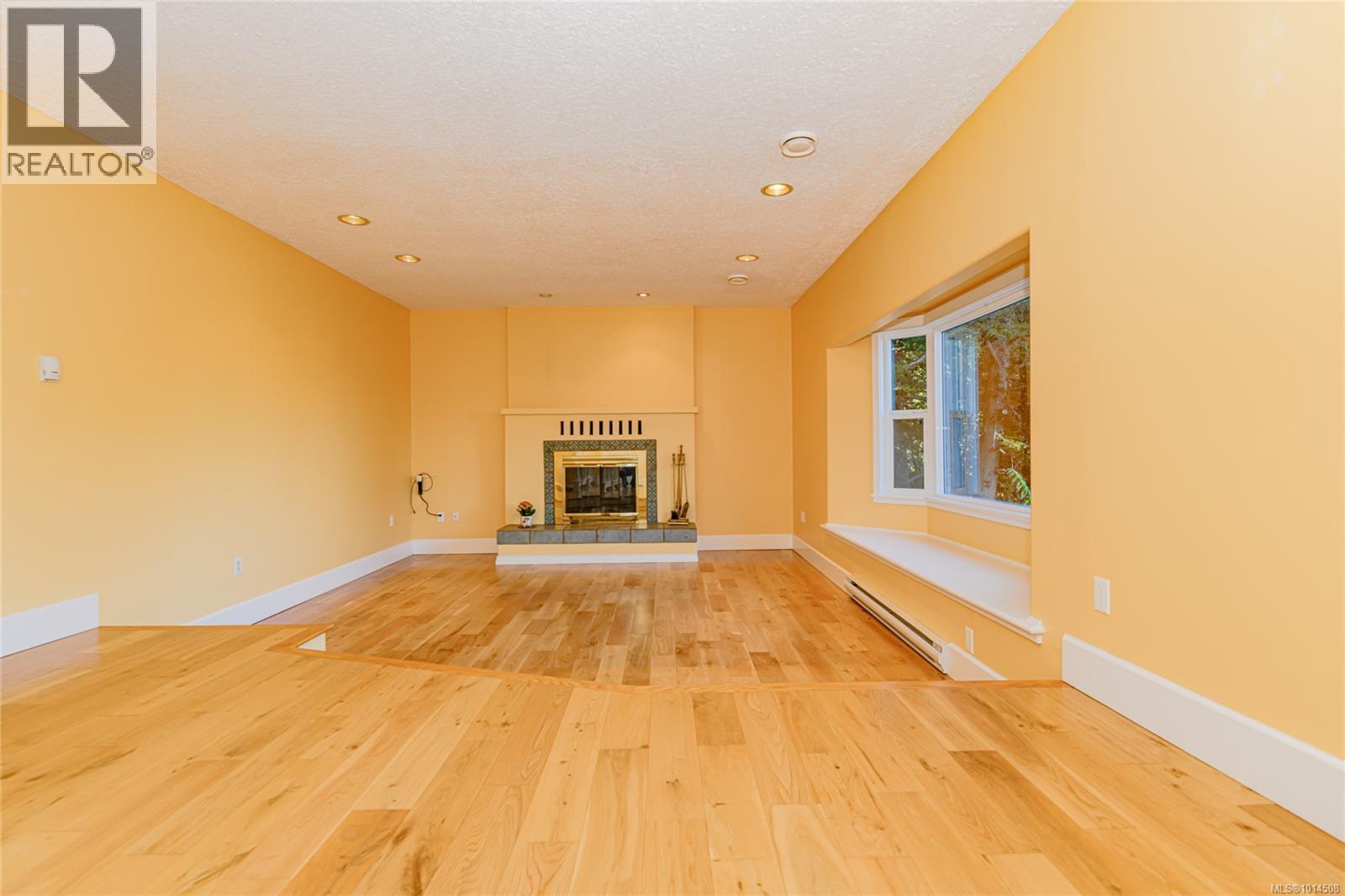  198 Saltspring Way, Salt Spring