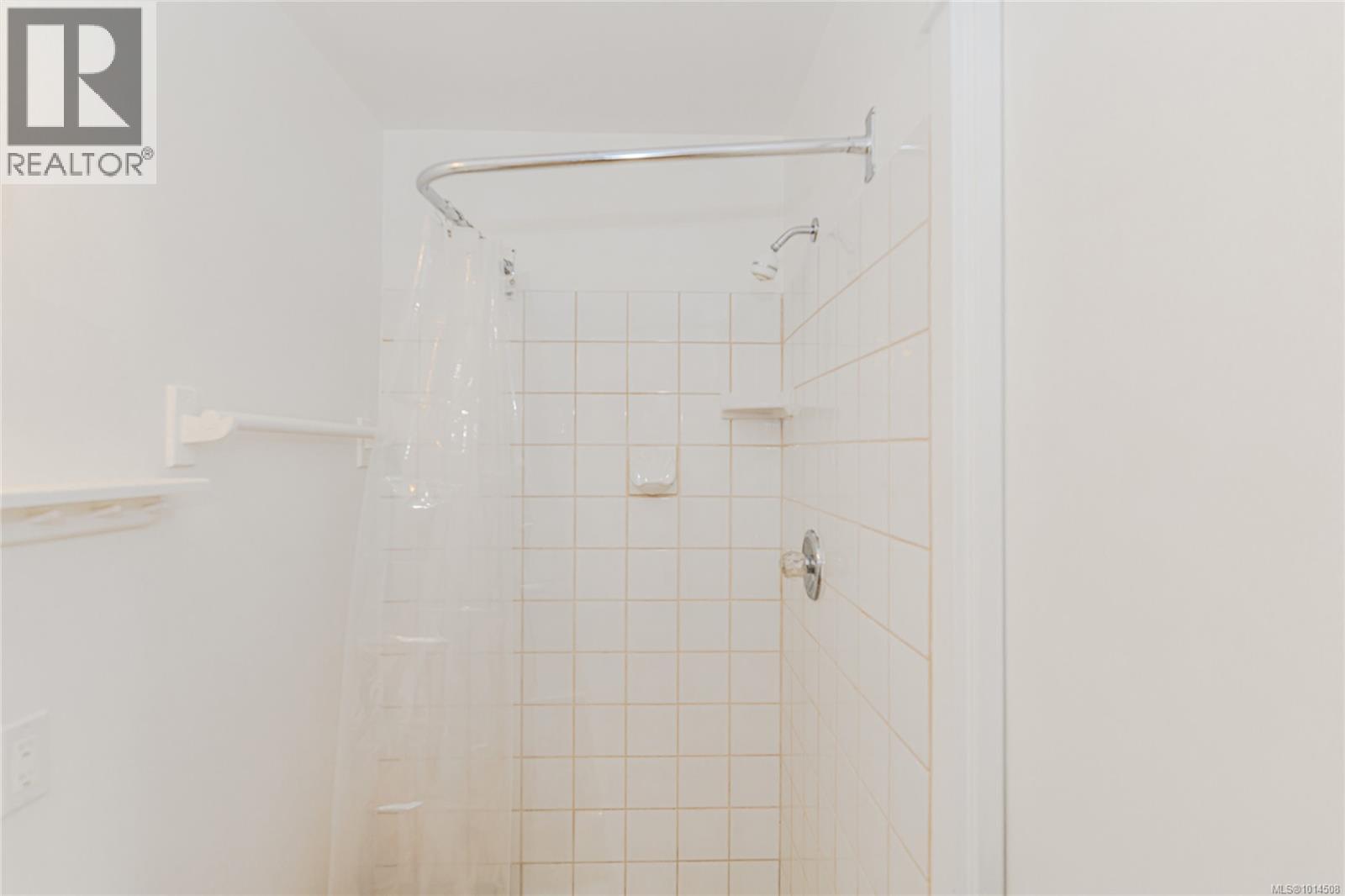  198 Saltspring Way, Salt Spring
