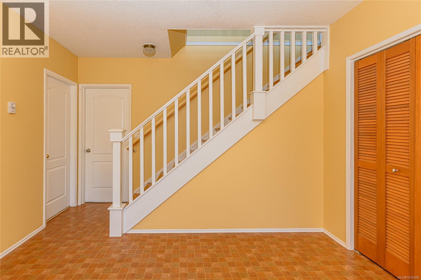  198 Saltspring Way, Salt Spring