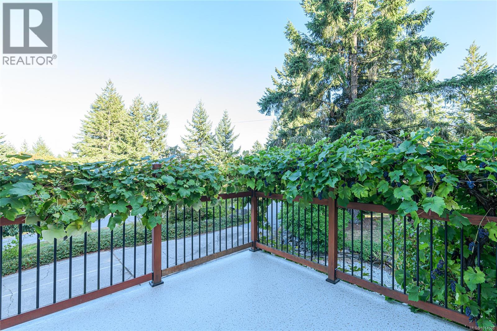  198 Saltspring Way, Salt Spring