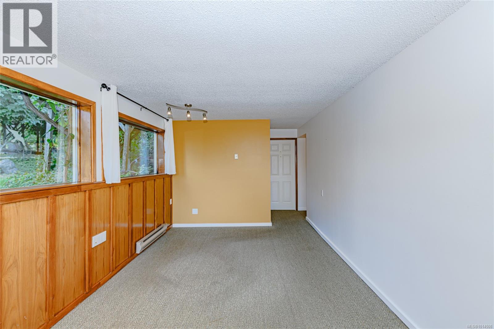  198 Saltspring Way, Salt Spring