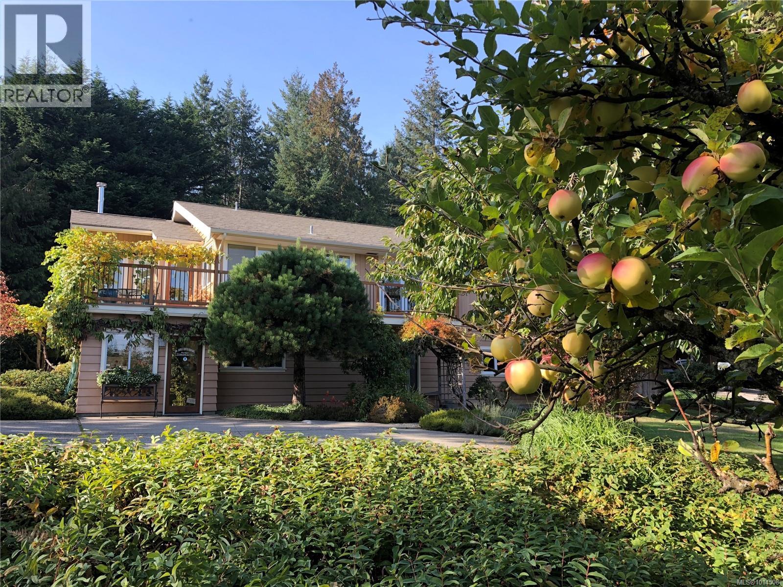  198 Saltspring Way, Salt Spring