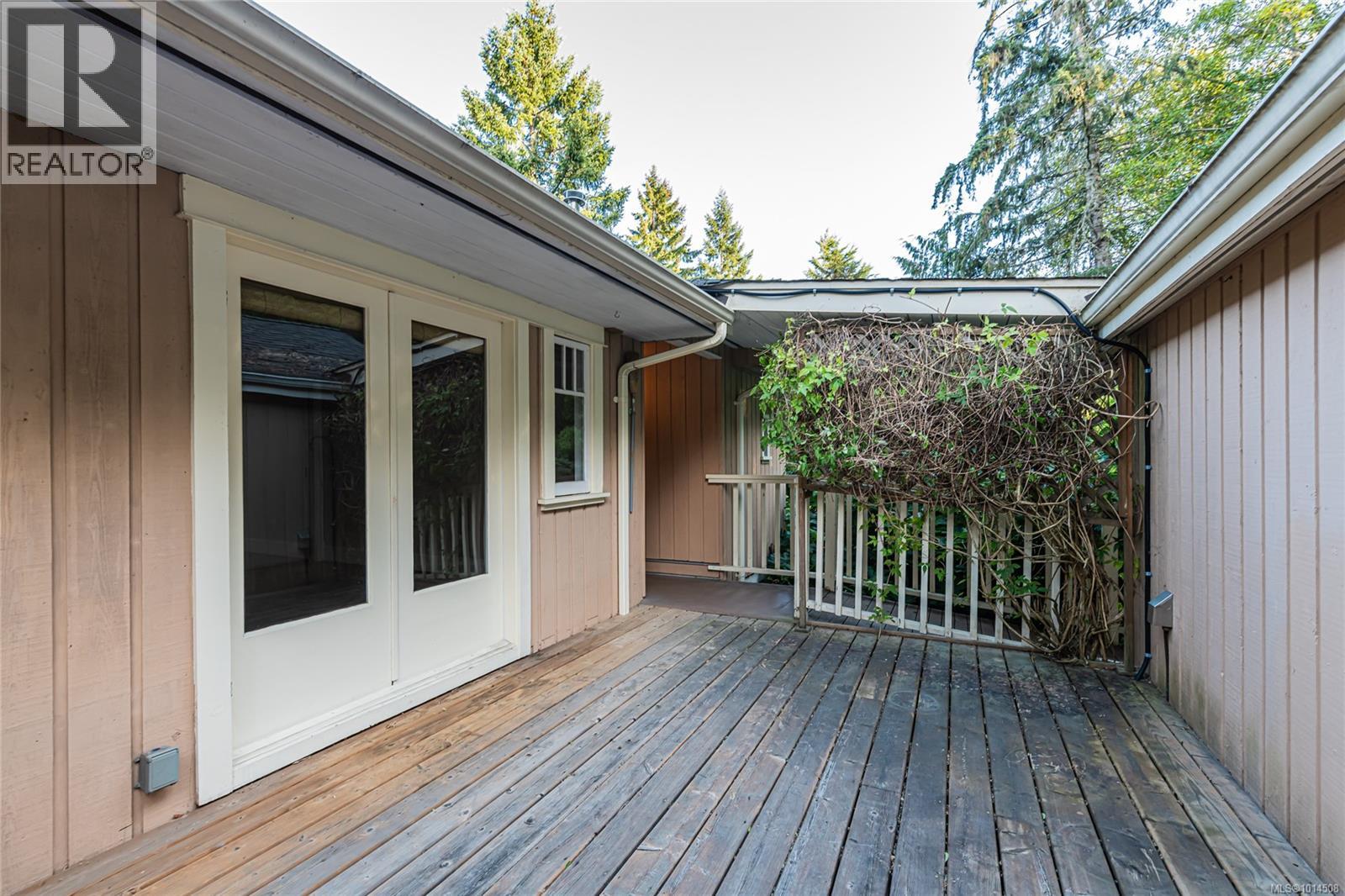  198 Saltspring Way, Salt Spring