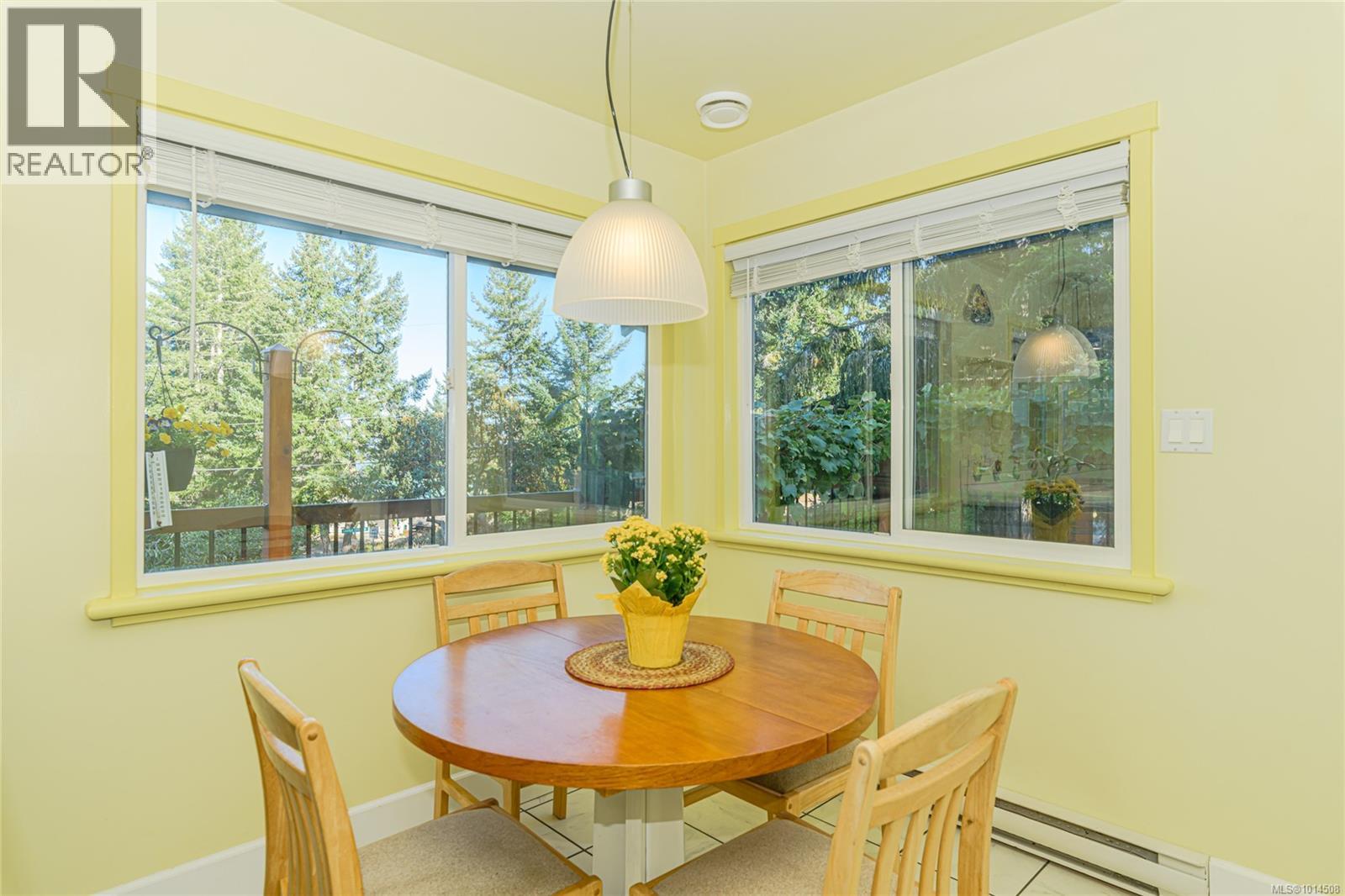  198 Saltspring Way, Salt Spring