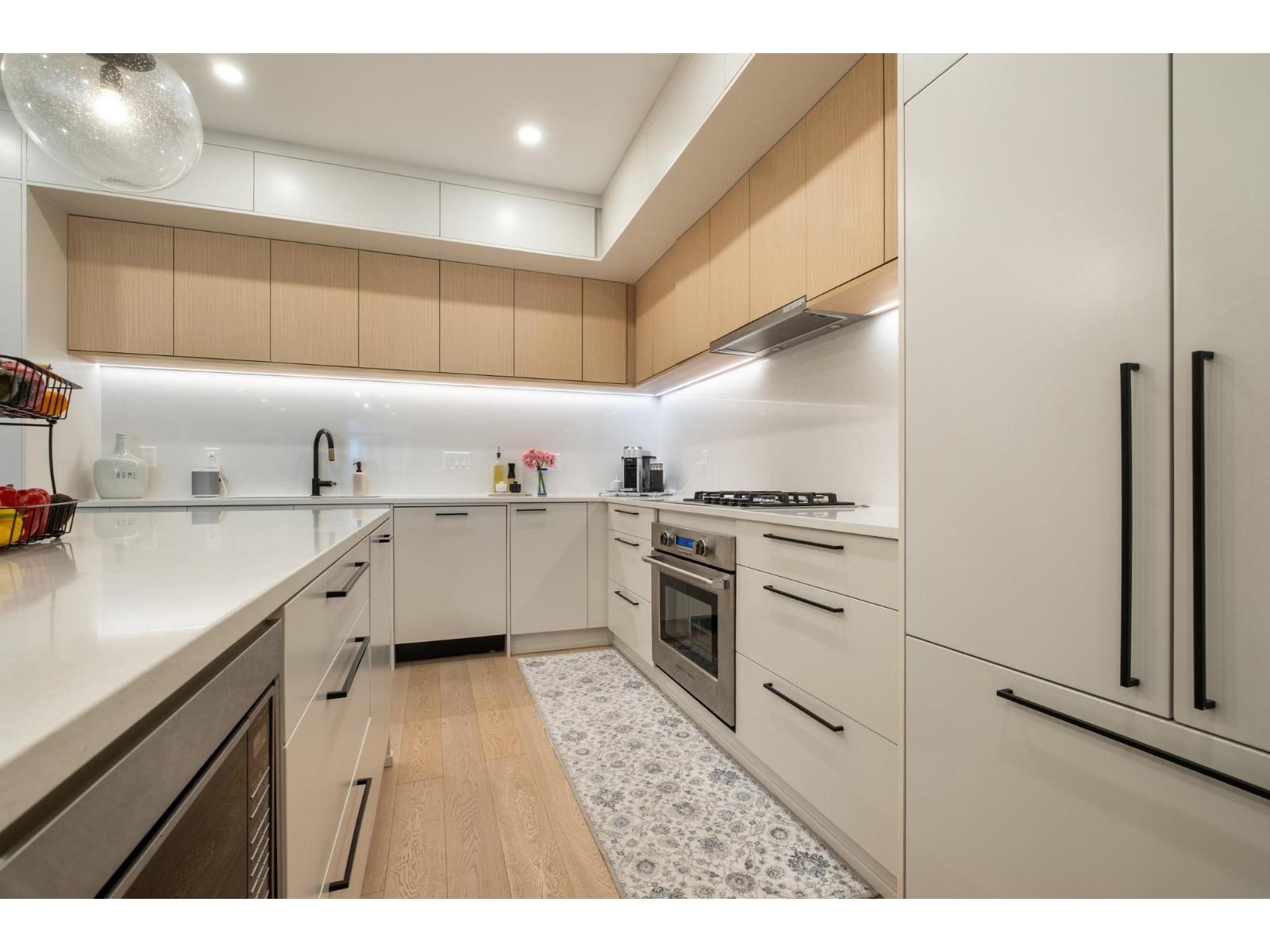 511 20416 PARK AVENUE, Langley