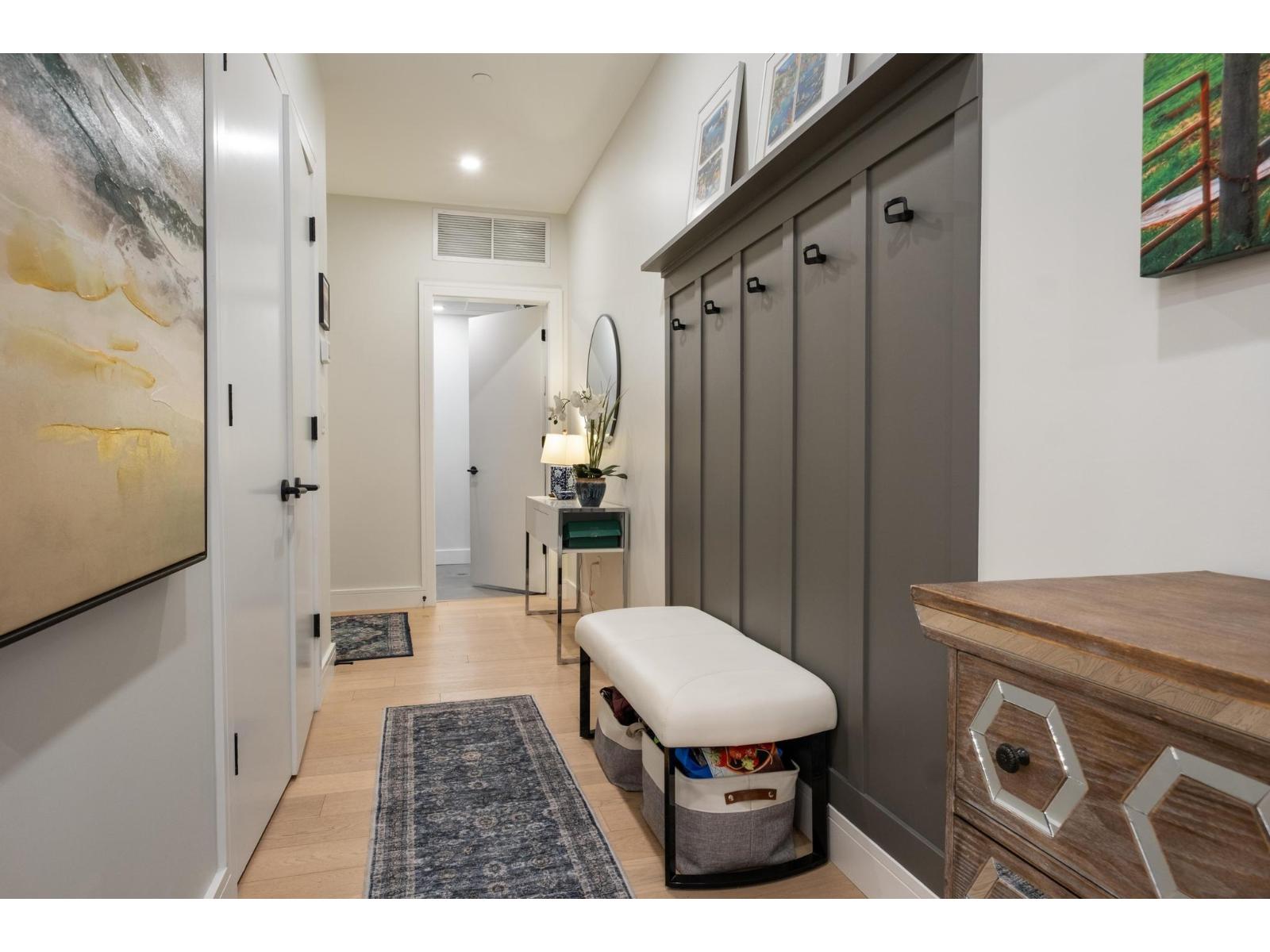 511 20416 PARK AVENUE, Langley