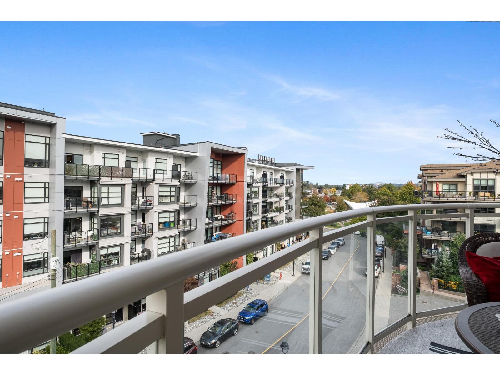 511 20416 PARK AVENUE, Langley