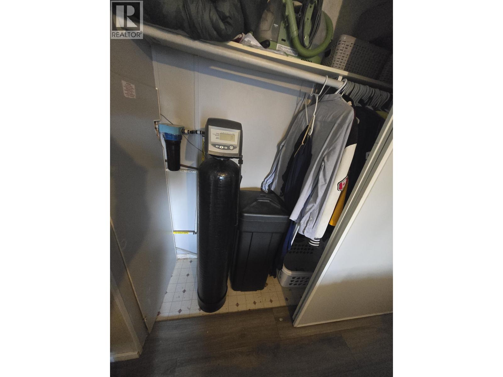 6 602 ELM STREET, Quesnel