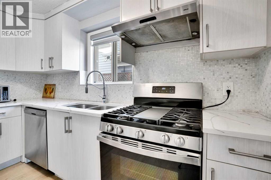 Single Family House 4 Level for Sale in  Tararidge Close NE Taradale Calgary 