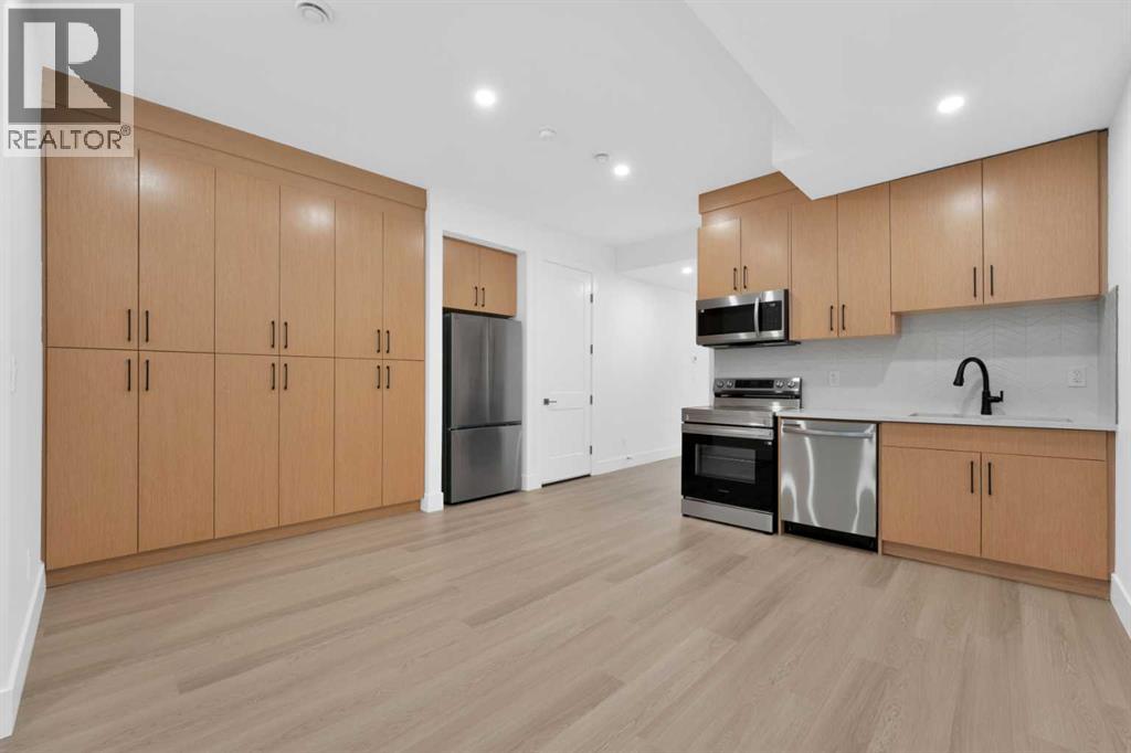 Single Family House for Sale in   Avenue NW Mount Pleasant Calgary 