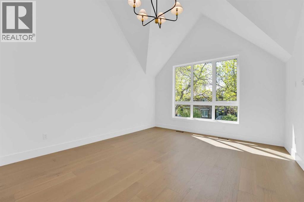 Single Family House for Sale in   Avenue NW Mount Pleasant Calgary 