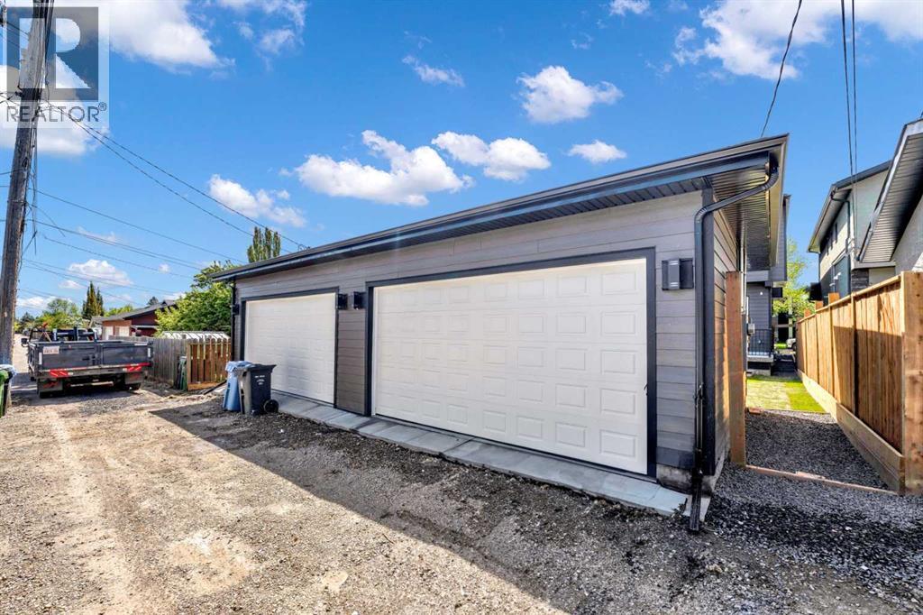 Single Family House for Sale in   Avenue NW Mount Pleasant Calgary 