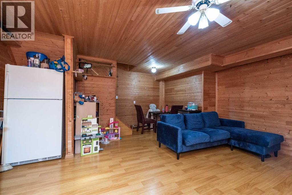 Single Family House for Sale in  Martin Crossing Crescent NE Martindale Calgary 