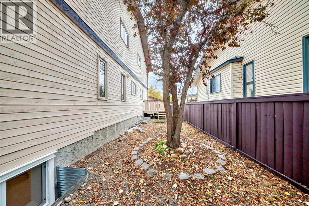 Single Family House for Sale in  Shawnessy Drive SW Shawnessy Calgary 
