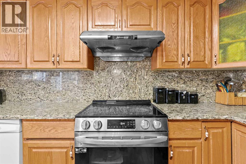 Single Family House for Sale in  California Boulevard NE Monterey Park Calgary 