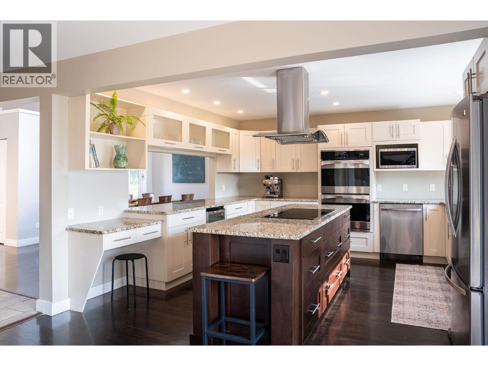 2626 Airport Way, Revelstoke